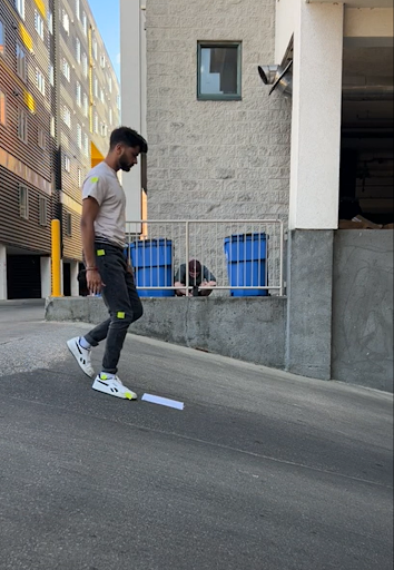Simulated gait for slope walking